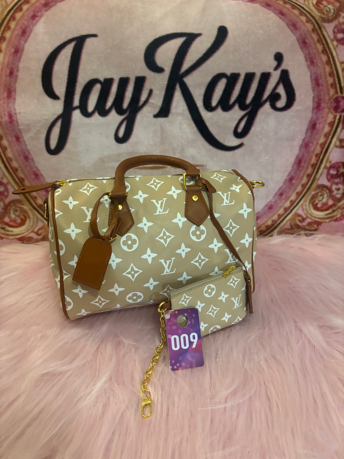 bag of choice +4 mystery fashion eggs
