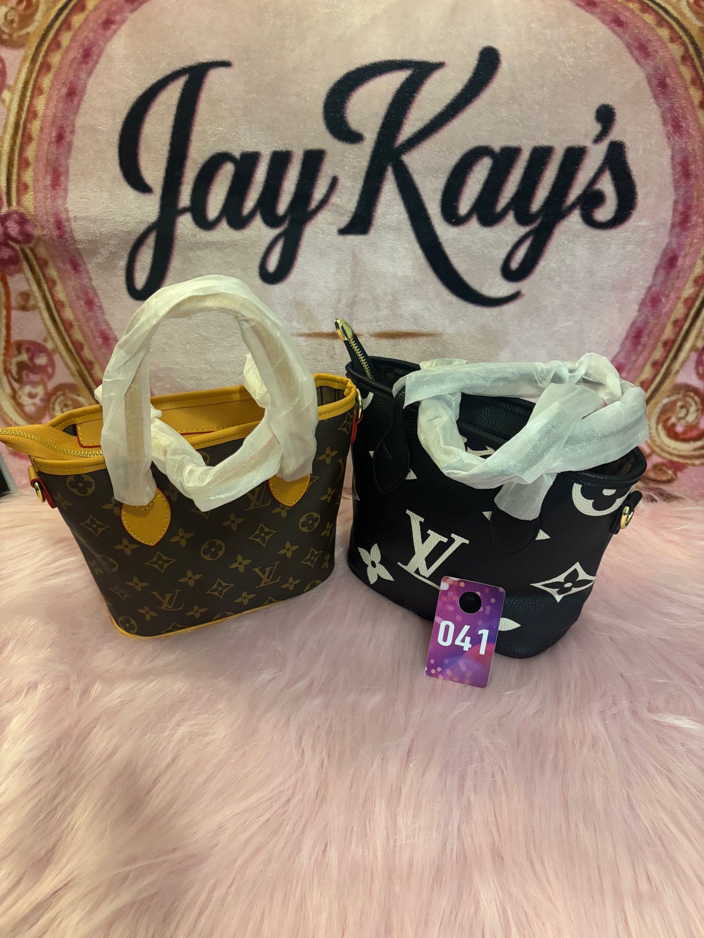 bag of choice +4 mystery fashion eggs